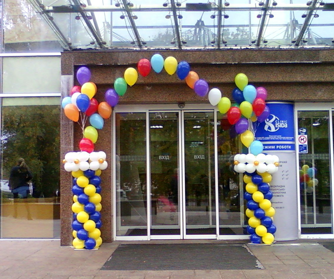 С новорожденным